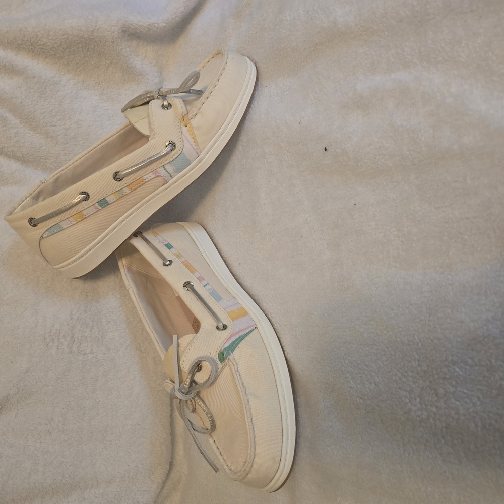 Sperry Women's Cream Boat Shoes